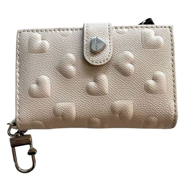 Betsey Johnson Handbags - Betsey Johnson Heart XO Wallet Credit Card Case with Key Ring Faux Leather Beige